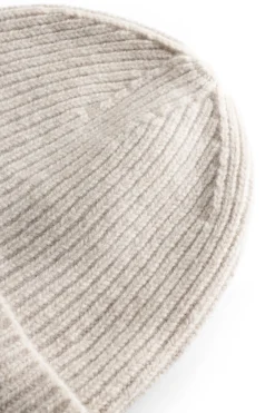 Merino Lambswool Rib N Logo Beanie
